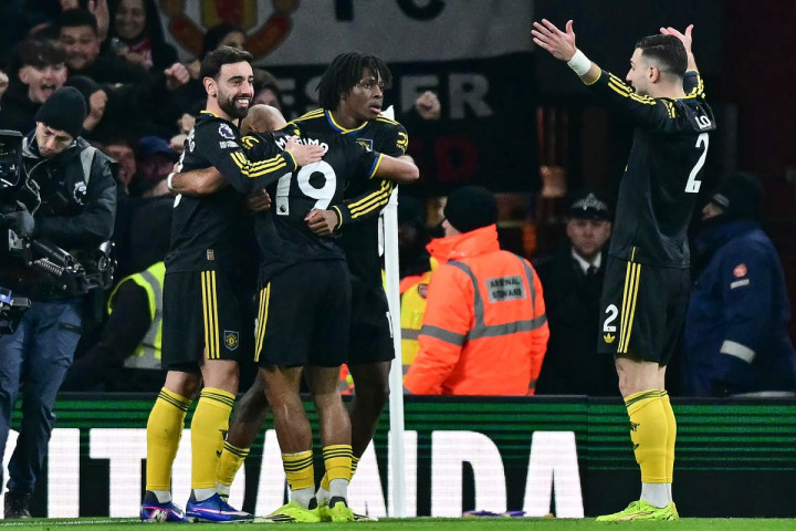 Hasil Liga Inggris Semalam: Arsenal Dipermalukan Manchester United, Chelsea dan Aston Villa Menang Tandang