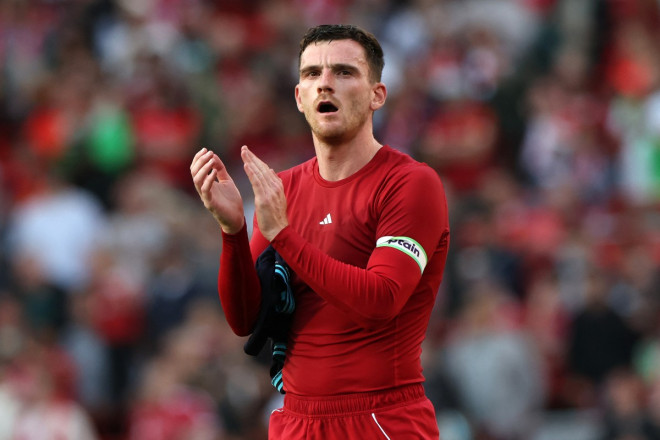 Bek Liverpool, Andrew Robertson (AFP/Darren Staples)