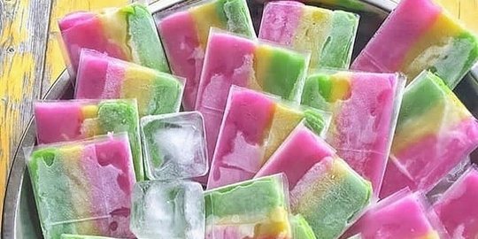 Bukan dari Spons, Ternyata Ini Alasan Unik Mengapa Jajanan Ini Disebut Es Gabus