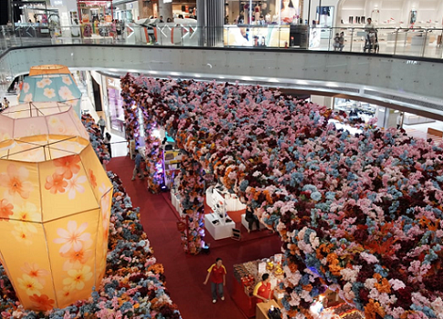 Sambut Imlek, Lampion Raksasa dan Ribuan Bunga Hiasi Atrium 1 Lippo Mall Puri