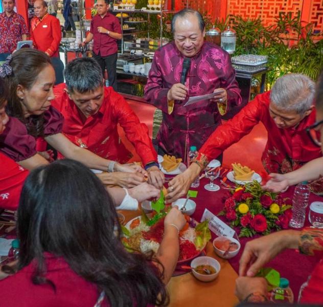 Lucky New Year Lucky You Resmi Dibuka, Angkat Tradisi Imlek di Mal Ciputra Jakarta