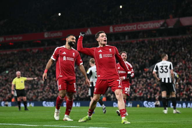 Gelandang Liverpool, Florian Wirtz, merayakan golnya ke gawang Newcastle United (AFP/Paul Ellis)