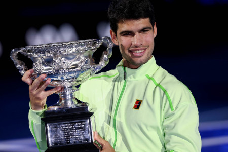 Tekuk Djokovic, Alcaraz Juara Australian Open 2026 dan Jadi Petenis Termuda Career Grand Slam