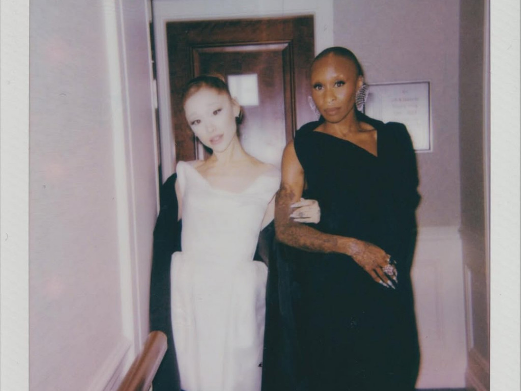 Ariana Grande dan Cynthia Erivo (Foto: Instagram/arianagrande)