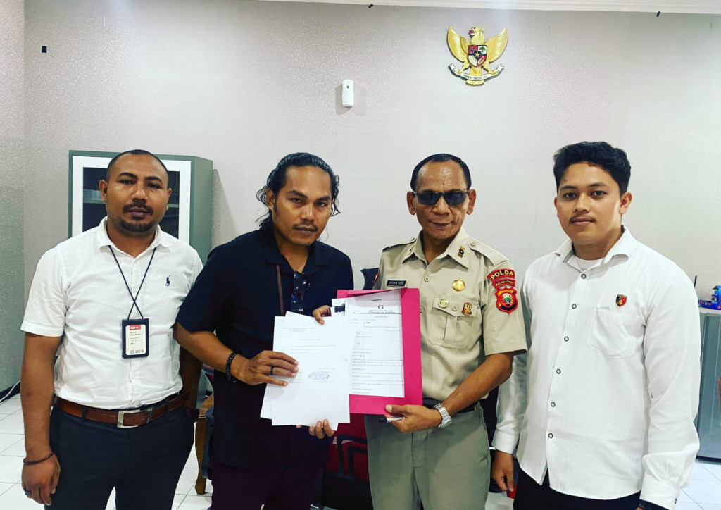 Konsorsium Advokasi Tambang (KATAM) Maluku Utara resmi menyerahkan laporan dugaan tindak pidana pertambangan tanpa izin terhadap PT Position kepada Polda Maluku Utara, Senin (2/2/2026). 