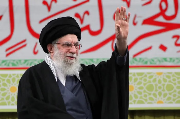 Khamenei Ancam Balik Trump, Ini Konsekuensi Jika AS Serang Iran