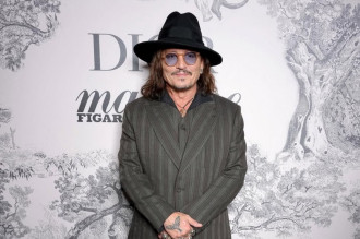 Johnny Depp Hampir Tak Dikenali di Film Terbaru