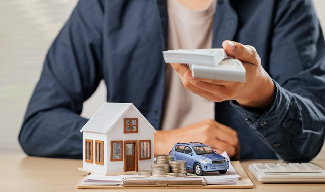 Jaga nilai aset hunian dan kendaraan dengan proteksi yang tepat. Foto: MPMInsurance