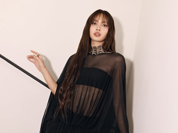 Lisa BLACKPINK Bintangi Film Romcom Baru Netflix ala Notting Hill