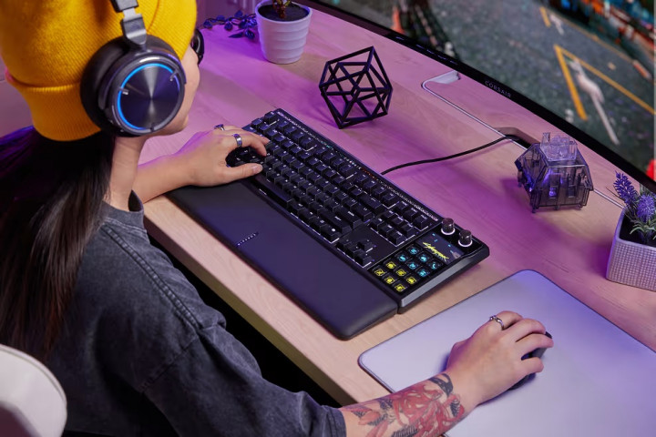Corsair Galleon 100 SD Mulai Dijual, Keyboard Duet Maut Gamer dan Streamer