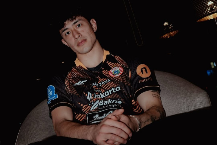 Resmi! Persija Datangkan Kiper Berpengalaman Internasional Cyrus Margono