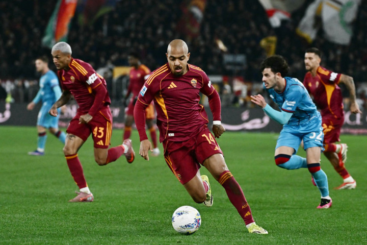 ​AS Roma Menang 2-0 atas Cagliari Berkat Donyell Malen