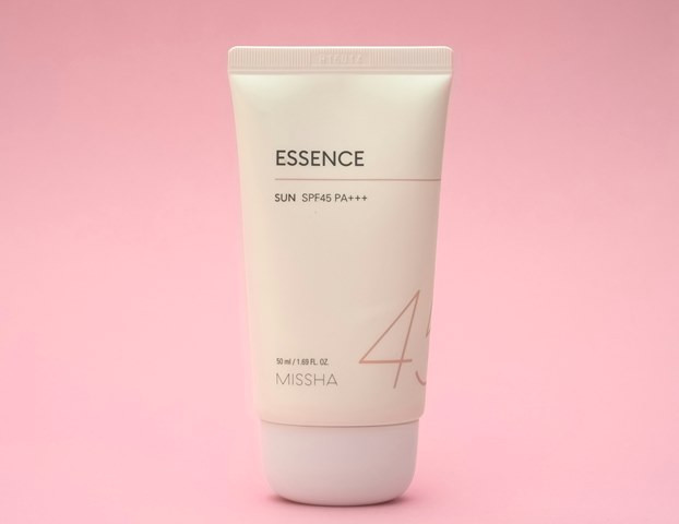 Yakin SPF 30 Tahan Seharian? Kata Dokter Kulit Sih Begini Faktanya