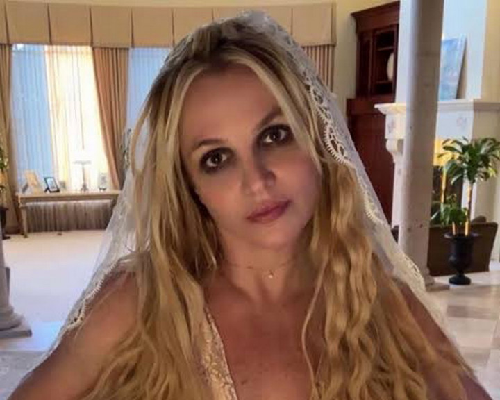 Britney Spears Jual Katalog Musik Senilai Rp3,35 Triliun