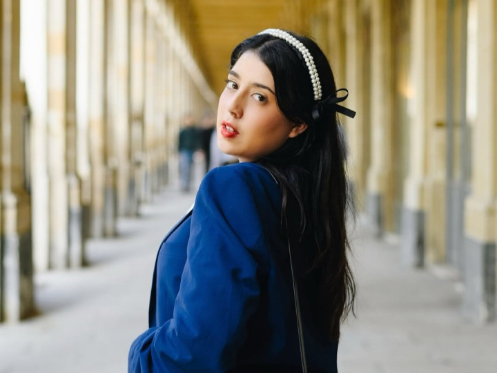 Nessie Judge Keluhkan Kualitas Air BSD Tangerang: Kok Bau Minyak Pekat?