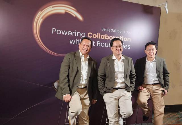 Upgrade Level: Sekolah Kini Makin Canggih Pakai Layar Pintar Berbasis AI!