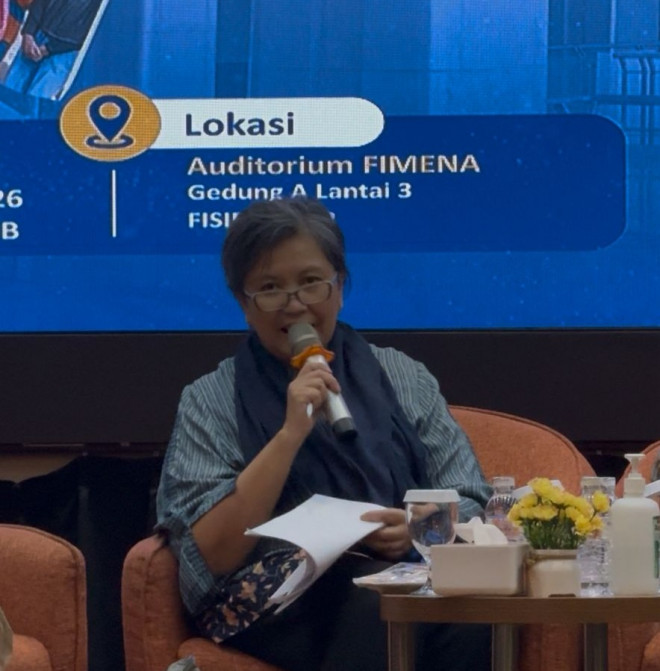 Wakil Ketua MPR RI Lestari Moerdijat pada acara Bedah Buku Politik Teknokratis Kemenangan Melampaui Interseksionalitas dalam Pemilu, yang digelar di  Fisip Undip 