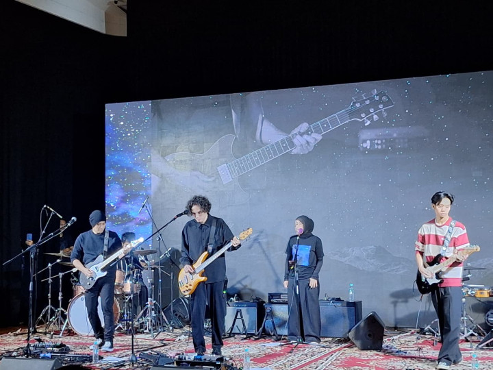 Kolaborasi Spesial Rayakan 60 Tahun Inovasi Gitar Dunia