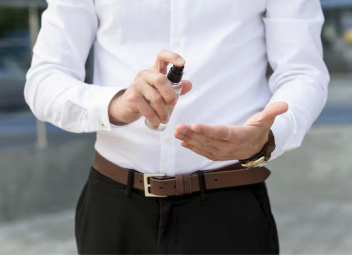 Parfum Cowok Murah Tapi Wanginya Awet! Harga di Bawah 100 Ribu