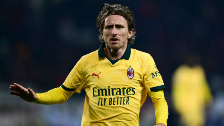 Hasil Pisa vs AC Milan 1-2: Modric jadi Pahlawan! Rossoneri Susah Payah Tekuk Juru Kunci