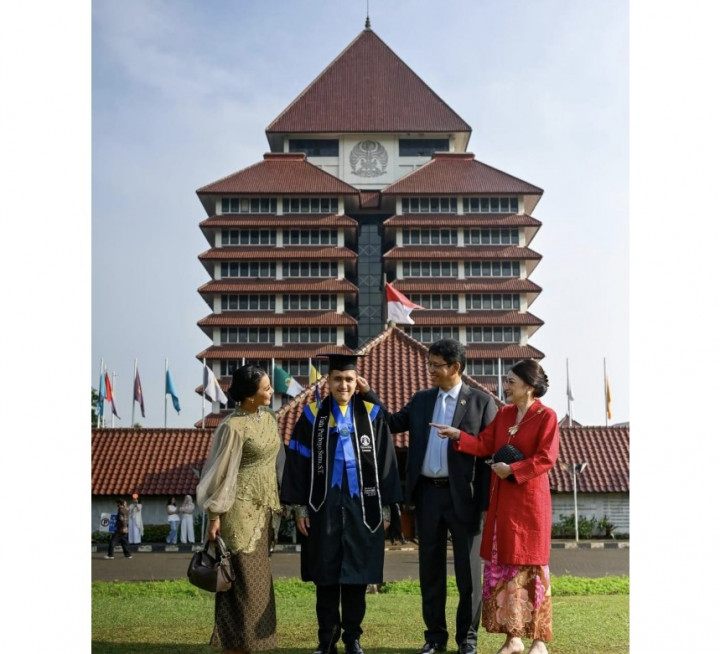 Anak Sulung Wisuda Teknik Mesin UI, Purbaya Curhat Dirinya Juga Dulu Insinyur