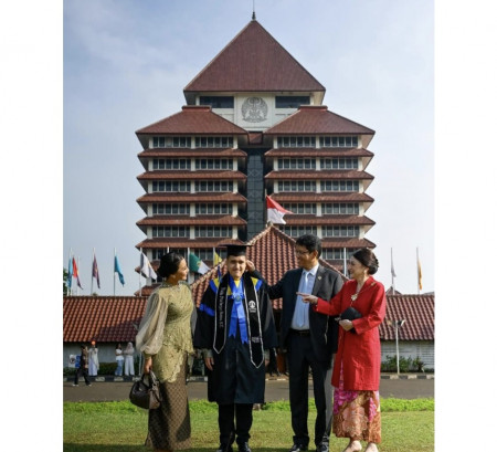 Anak Sulung Wisuda Teknik Mesin UI, Purbaya Curhat Dirinya Juga Dulu Insinyur