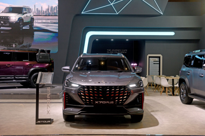 Cek Harga dan Spesifikasi Jetour X70 Plus, Mulai Rp360 Jutaan