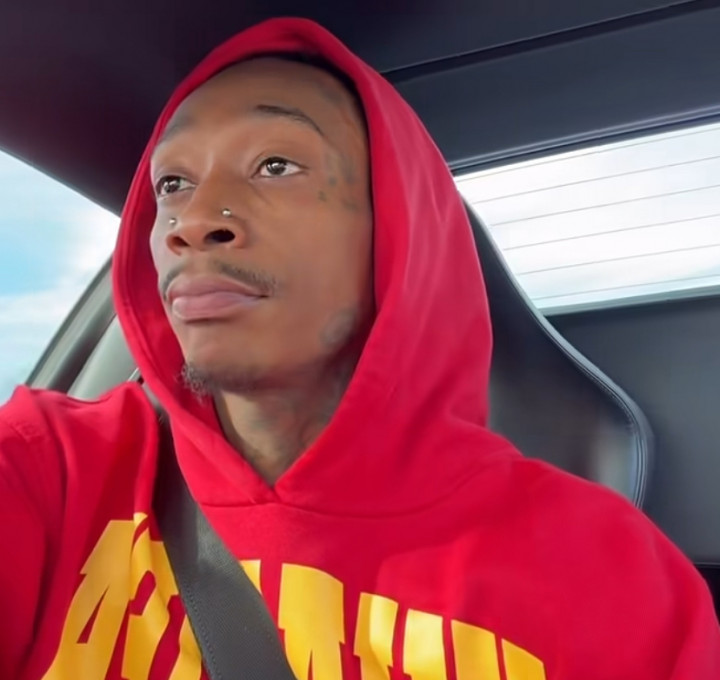 Kabar Duka Datang dari Penyanyi Rap Wiz Khalifa