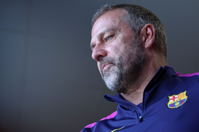 Pelatih Barcelona Hansi Flick. (JOSEP LAGO / AFP)