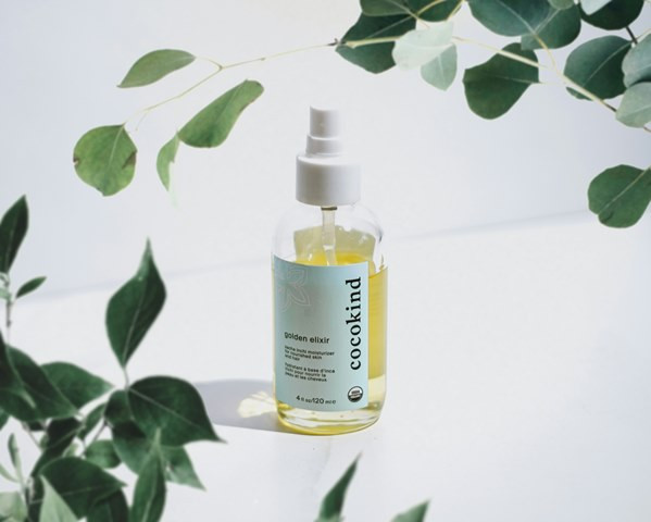 Masih Asal Semprot? Sini Cari Kasih Tahu Bedanya Toner, Mist, & Setting Spray!