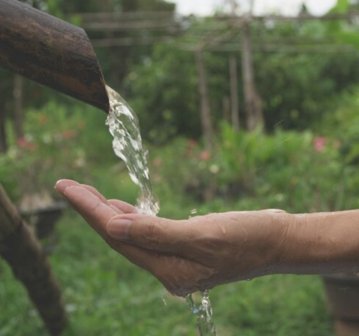 Mengenal Padusan, Tradisi Mandi Menjelang Ramadan