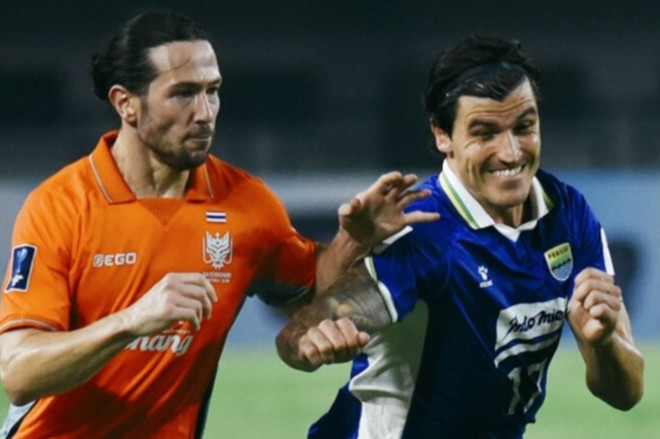 Suasana laga Persib Bandung vs Ratchaburi FC di Stadion GBLA. (Foto: Instagram resmi Persib)