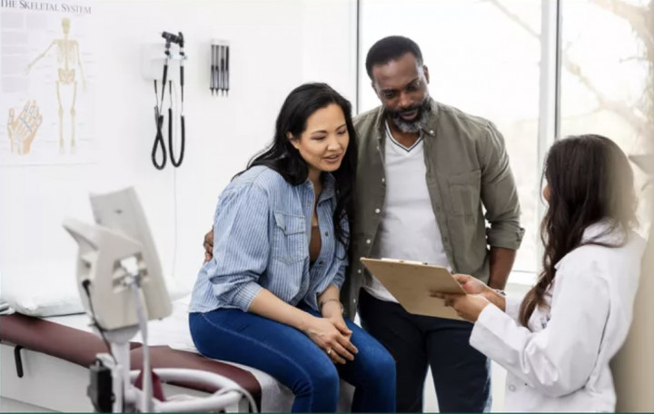 Mikroplastik Terdeteksi di Ovarium, Apa Dampaknya untuk Kesuburan?