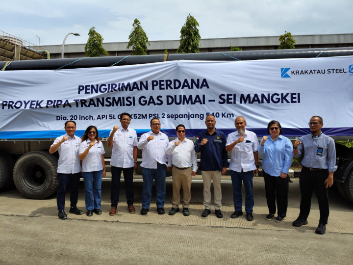 Krakatau Pipe Lepas Pengiriman Perdana Pipa Baja untuk Proyek Dumai–Sei Mangkei