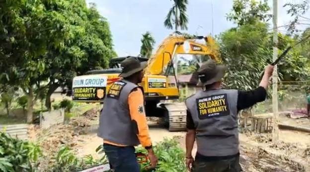 Tim Relawan Solidarity for Humanity dari Jhonlin Group. 