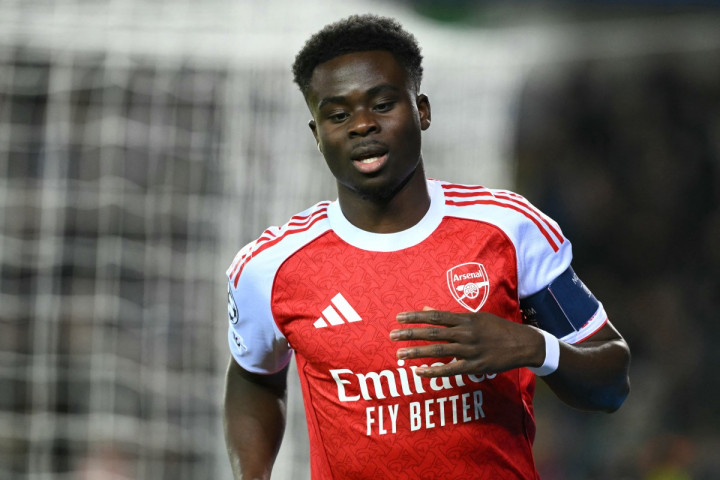 Arsenal Ikat Saka dengan Kontrak Jangka Panjang