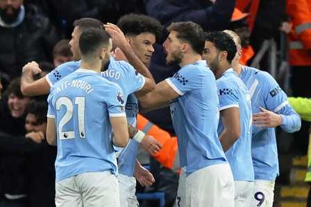 Man City vs Newcastle: Menang, The Citizens Beri Tekanan Kepada The Gunners