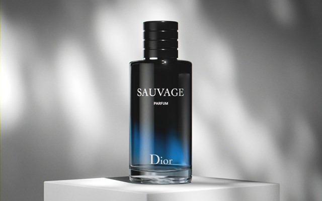 3 Berita Terpopuler Gaya: Pakai Parfum Beralkohol Saat Salat Hingga Filisida