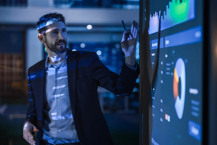 Bos yang Paham AI Bisa Cuan 2,5x Lipat Lebih Besar, Kok Bisa?