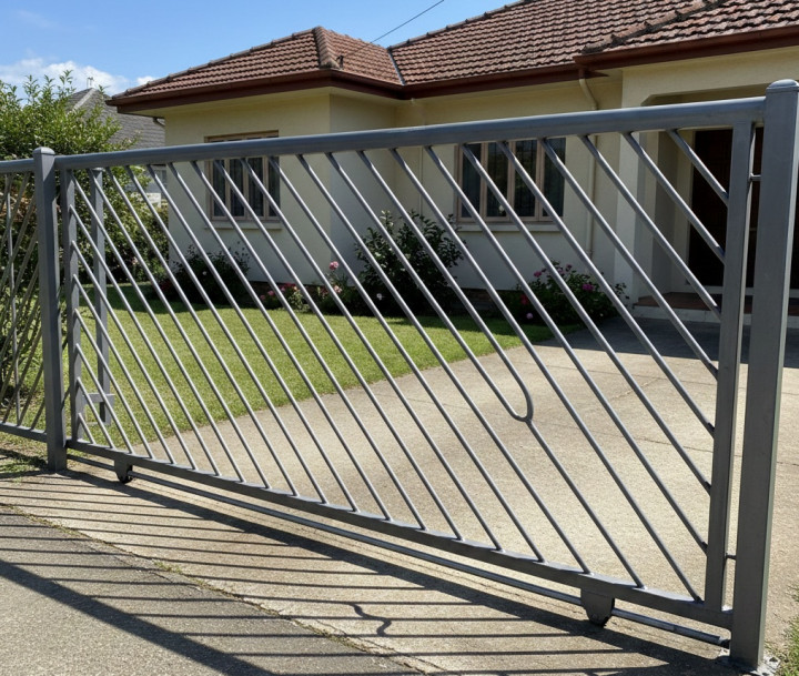 Berita Terpopuler Properti: Desain Pagar Dorong hingga Tanaman Pengusir Nyamuk