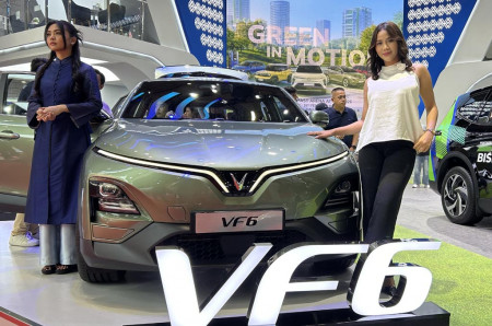Cerita Safira Ika Soal Mobil Listrik, Naik VinFast VF 6