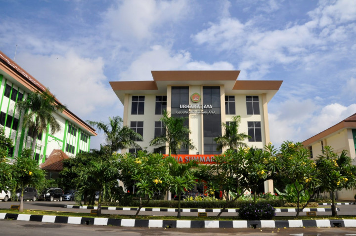 Universitas Bhayangkara Jakarta Raya Bersinar di ITAY 2026, Raih Penghargaan Nasional Pendidikan Bela Negara dan Kepemimpinan Transformasional