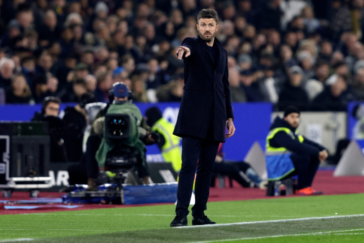 MU Belum Terkalahkan, Carrick tak Mau Sesumbar