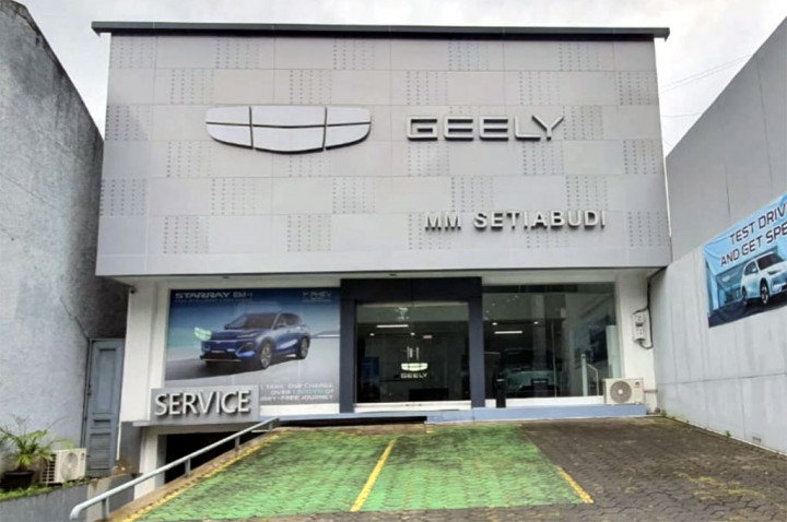 Geely Semarak Lebaran Siap Kawal Pemudik