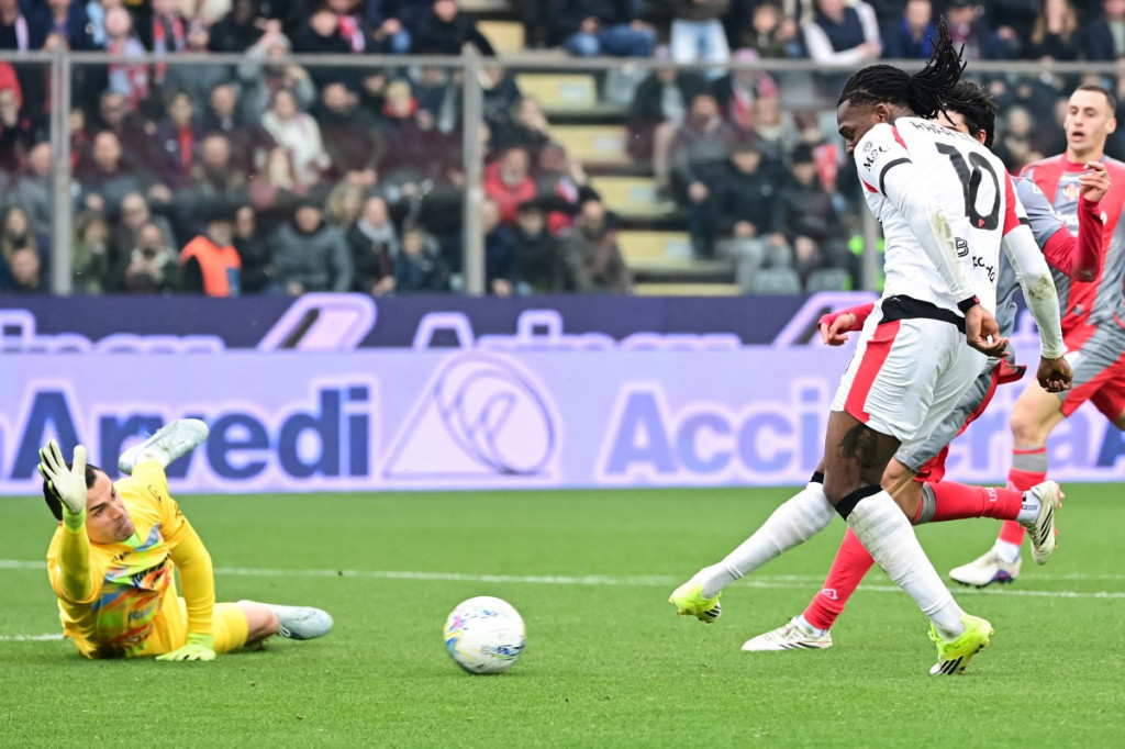 Bikin Deg-degan, AC Milan Harus Berjuang Hingga Menit Akhir untuk Kalahkan Tim Papan Bawah