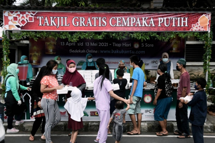 Takjil Jadi Ritual Ramadan Anak Muda, Ini Fakta Menariknya