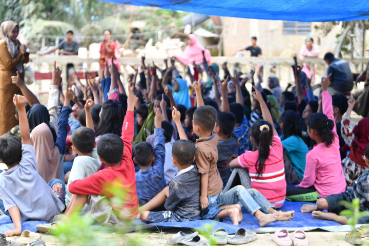 Kemendikdasmen Targetkan Pemulihan Pendidikan di Wilayah Terdampak Banjir Sumatra dalam 3 Tahun