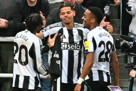 Drama St James Park! Gol Menit Akhir Newcastle Bikin MU Merana