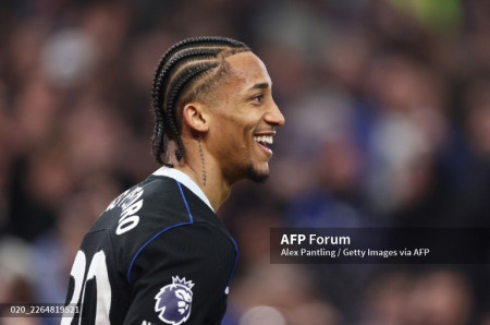 Aston Villa vs Chelsea: The Blues Menang Telak di Villa Park, Joao Pedro Hattrick!