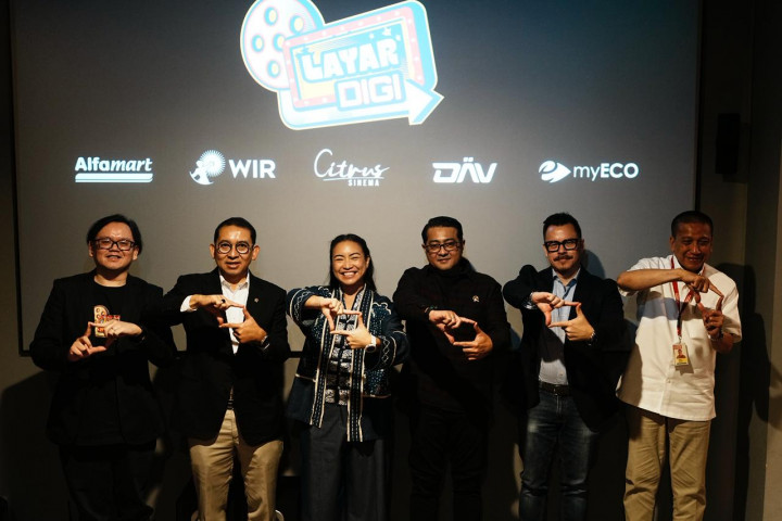 Tinjau Layar Digi, Fadli Zon Ingin Bioskop Indonesia Diperbanyak